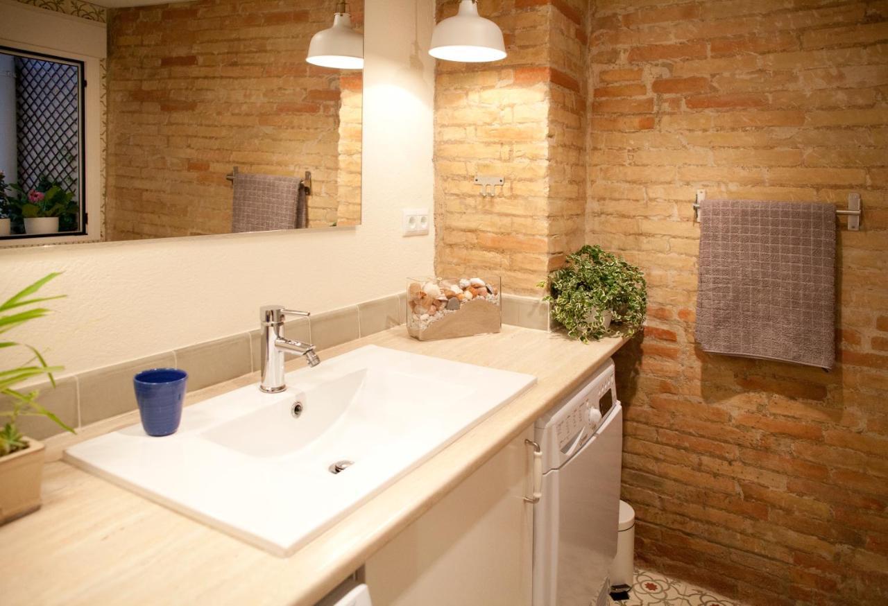 Authentic Charming Apartment/Wifi/Air Conditioning 瓦伦西亚 外观 照片